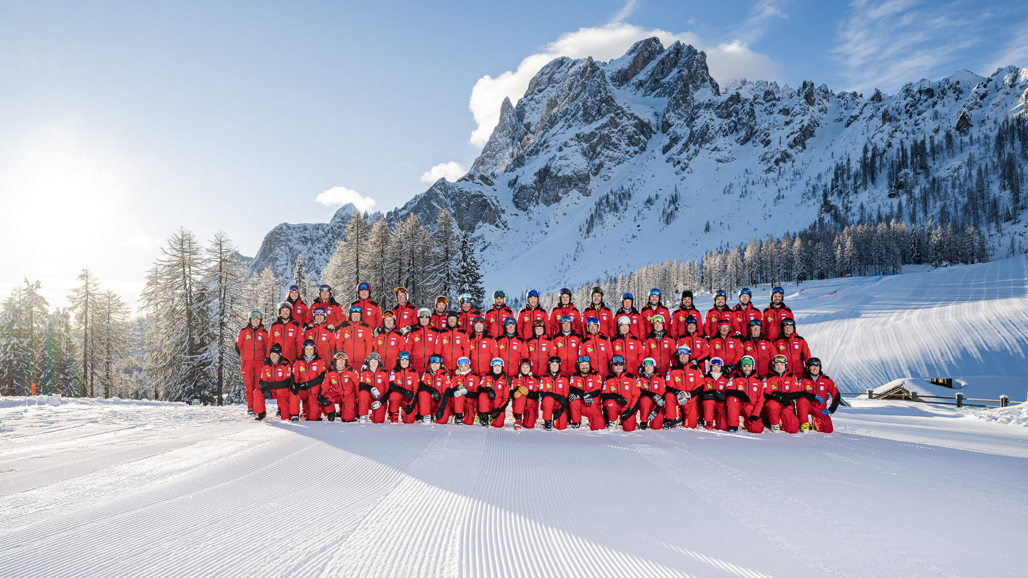 Das Team der Skilehrer der Skischule Sexten